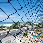 De Frente Para A Praia Da Barra