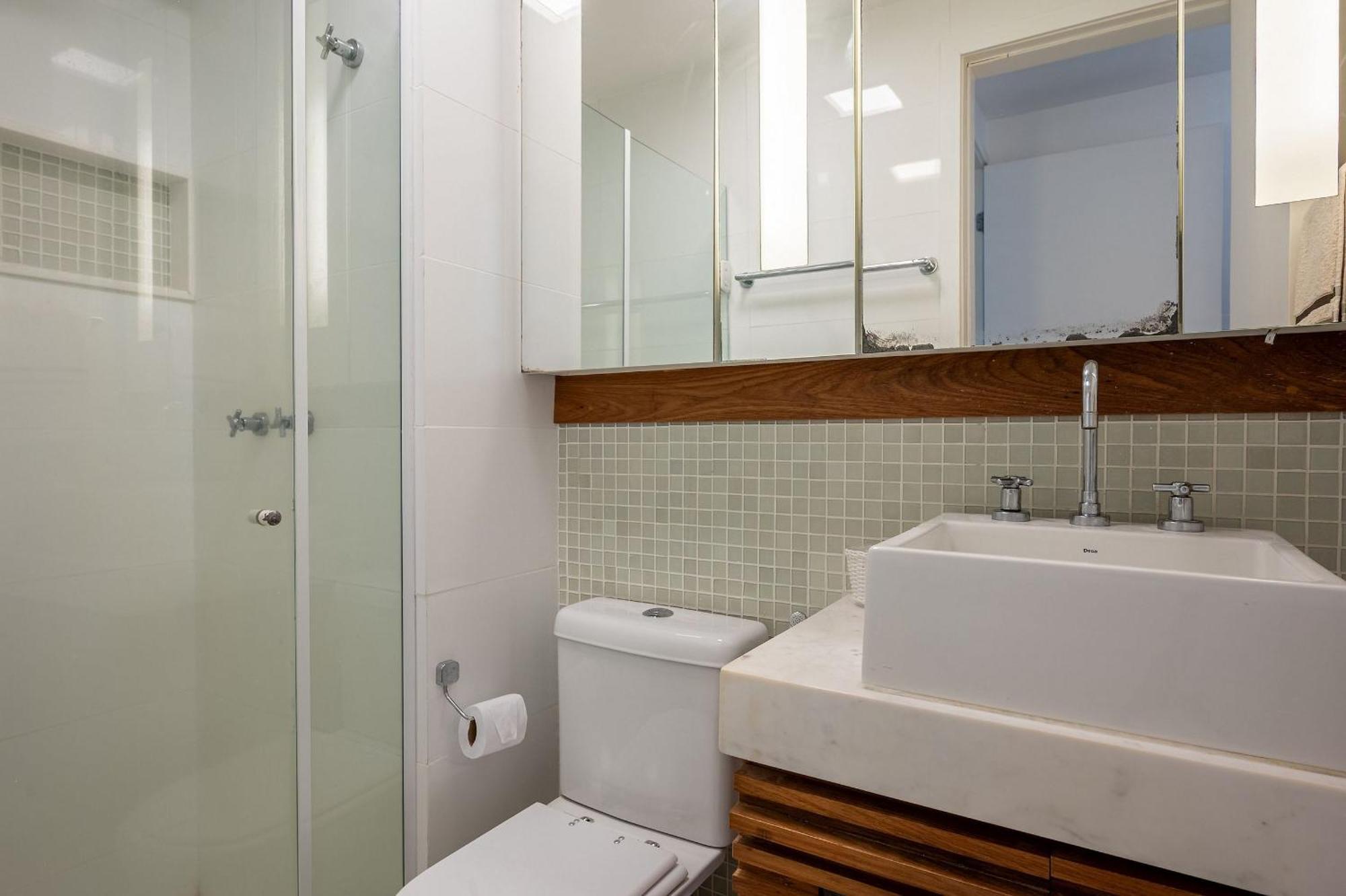 Apartamento De Frente A Da Barra