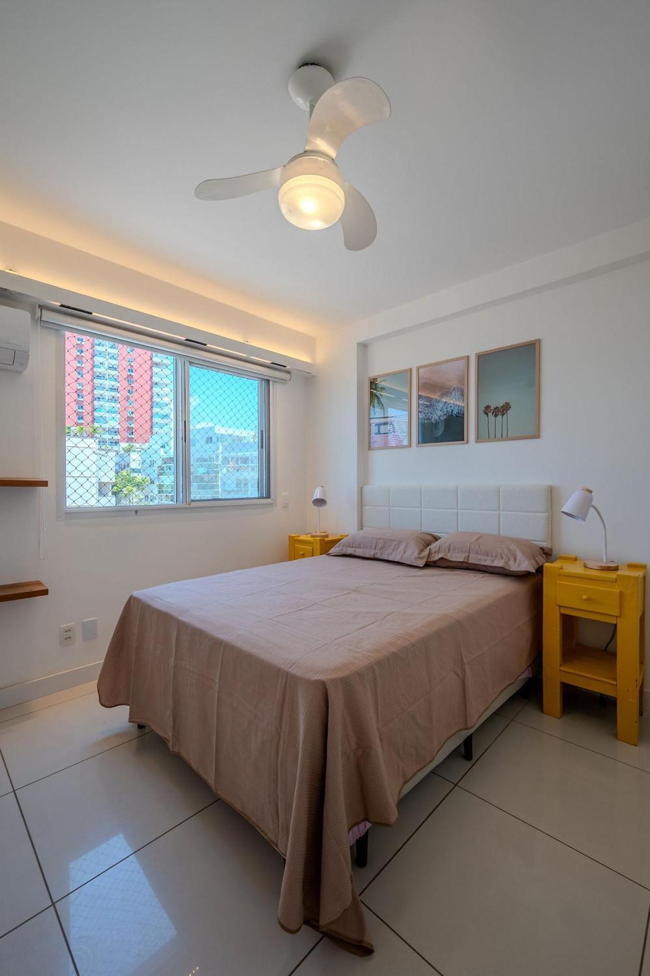 Apartamento De Frente A Da Barra *